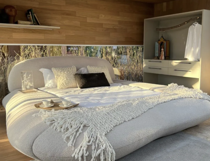 CAMA NUV